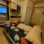 Green Pramuka Apartement By Vici